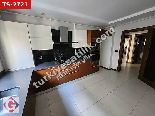 GÖRGÜN'DEN TOROS CAD. 4+1 190M2 GKD YENİ BİNA KİRALIK LÜKS DAİRE